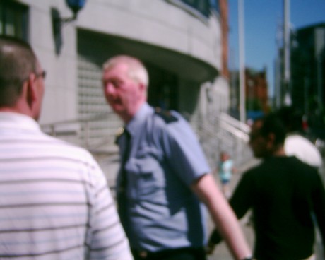 Garda at store st.