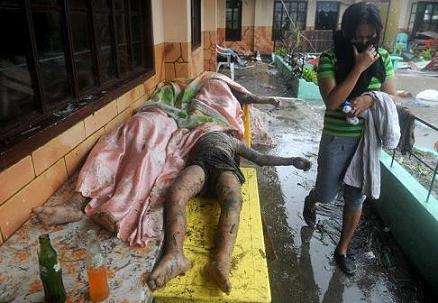Click on image to see full-sized version 2013yolandahaiyantaclobanleytephilippines.jpg
